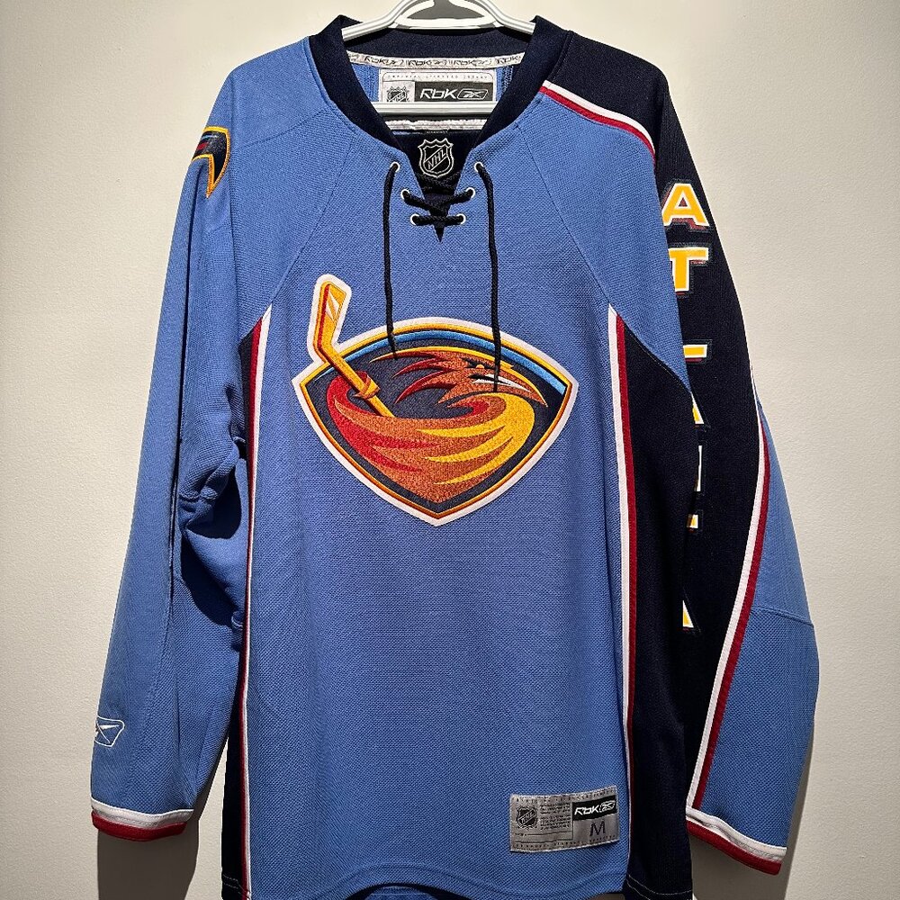 Vintage Reebok NHL Men's Medium Atlanta Thrashers Hockey Players Jersey